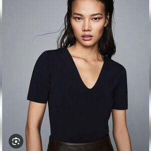 REISS Ada V-Neck Knitted Top